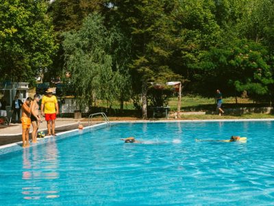 Община „Тунджа“ отдава под наем басейна в село Генерал Инзово