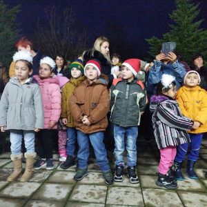Подаръци за децата на Болярово